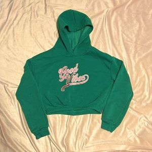 women’s green good vibes cropped hoodie